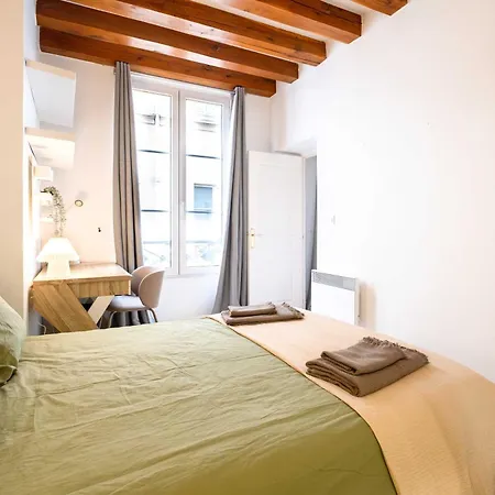 4 Guests Flat Palais Royal 1-3